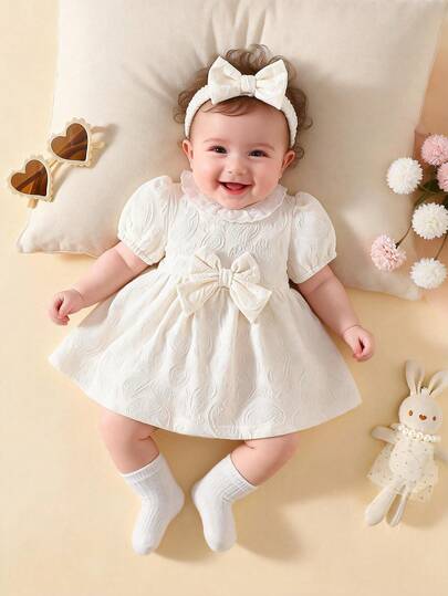 SHEIN 新生儿蕾丝边连衣裙配蝴蝶结发带，公主风