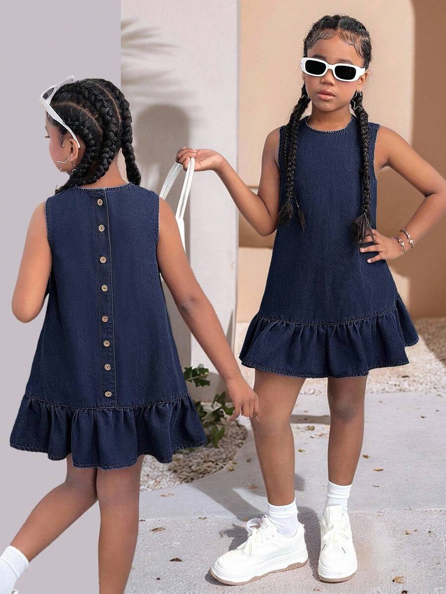 SHEIN Tween女孩夏秋休閒純色水洗鈕扣露背荷葉邊下擺牛仔洋裝,無袖,適合日常出行、戶外、居家、早午餐、茶會、通勤、機場穿著,女孩秋季服裝套裝,Tween女孩返校服裝,鄉村音樂會穿搭 - 深色水洗藍 - 查看 1