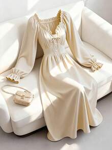 GlowEve CURVE 女士甜美优雅荷叶边腰部长袖连衣裙 - 杏色 - 查看 1