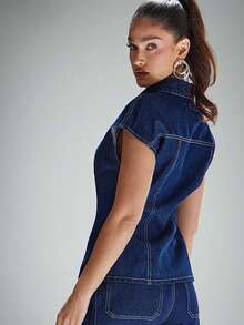 Denimoi 女士收腰翻领纽扣牛仔上衣，夏季时尚款 - 深色水洗藍 - 查看 4