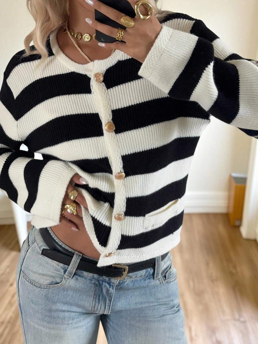 SHEIN EZwear 女式黑色和米色条纹针织开衫，宽松长袖，秋冬 - 黑與白 - 查看 1