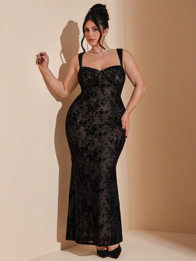 SHEIN BAE Vestido ajustado de camiseta negra con flocado para mujer de talla grande - Negro - Añade 3