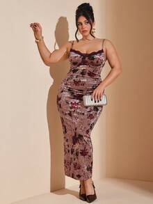 SHEIN BAE 大码女式吊带丝绒印花紧身连衣裙 - 彩色 - 查看 3