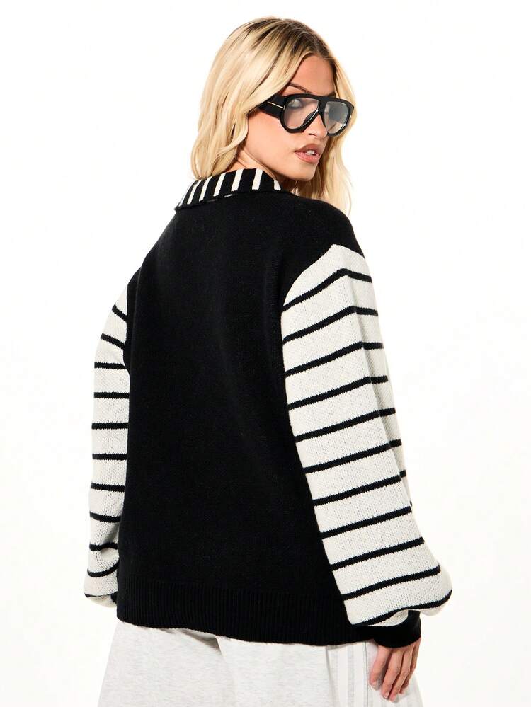 SUMWON WOMEN ドロップショルダー コントラストストライプスリーブ グラフィック ロングスリーブポロシャツ ボタン前開き テキストプリント オーバーサイズ