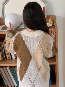 DAZY Young Girls V-Neck Diamond Pattern Sweater, Fall - Apricot - View 2