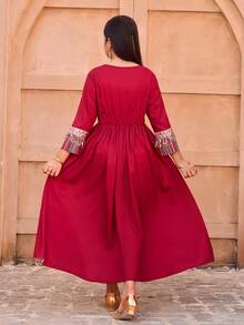 SHEIN Dark Red Tween Girl Long Sleeve Dress,Autumn Boho Party Traditional Arabic Style Retro Pattern Patchwork,Elegant Embroidery & Lace Trim Flared Hem - Red - View 8
