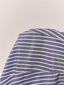 Poéselle 时尚露背系带V领无袖条纹连衣裙 - 藍白色 - 查看 10