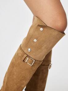 ROMWE 女士时尚百搭通勤搭扣粗跟过膝长靴 - 卡其色 - 查看 3