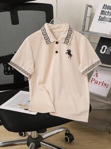 SHEIN Vacaura 男童夏季休闲马匹印花四分之一扣 Polo 衫，适合休闲和通勤穿着 - 卡其色 - 查看 6
