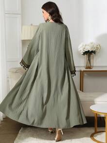 Al Najma Bộ đầm maxi nữ màu trơn kiểu Ả Rập với phần eo được xoắn. - màu xanh lá - Xem 6