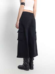 Casual Comfortable Fashion Cargo Style Loose Cross Pattern Capri Pants - Black - View 2