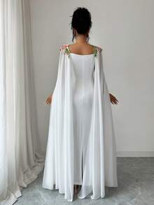 SHEIN Elenzya 女士花卉刺绣方领宽松泡泡袖优雅连衣裙，春夏婚礼 - 白色 - 查看 2