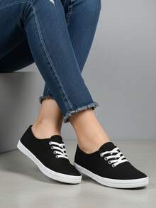 Tenis de corte bajo de lona suela antideslizante combinan con todo básicos 22-26 mx, personalizado para mujer, zapatos casuales de lona calidad premium con cordones, zapatos casuales cómodos - Blanco y Negro - Ver 3