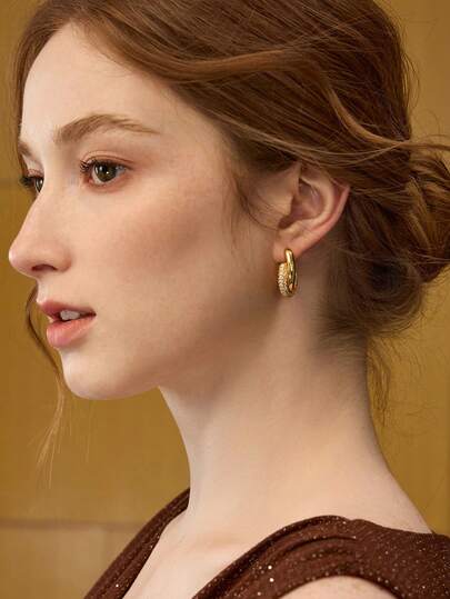 MOTF PREMIUM Pendientes de aro elegantes chapados en oro de 18K con circonita