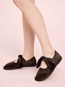 CUCCOO DOLLMOD Women's Burgundy Velvet Classic Comfortable Velvet Bow Decor Mary Jane Flat Shoes, Elegant - dark brown - View 3