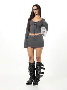 SUMWON WOMEN Áo croptop tay dài buộc dây với khoen và lỗ xỏ dây, thích hợp mặc nhiều lớp vào mùa thu đông. - Màu xám đen - Xem 3
