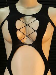 ChaseTheNight Black Hollow-Out Bodysuit, Bold Cut Design, Suitable For Nightlife Moments - Black - View 4