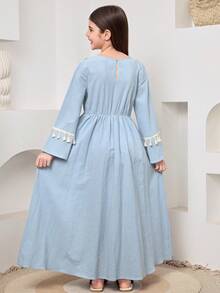 SHEIN Đầm dài tay xòe dáng rộng, phối sọc, có tua rua, dành cho bé gái tuổi teen, kiểu dáng thường ngày, màu xanh dương, họa tiết hoa, tua rua, cổ vuông, tay dài, phong cách thời trang thường ngày, thích hợp cho kỳ nghỉ. - Màu xanh lam - Xem 7