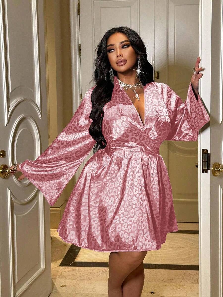 NU&NOW Plus Size Sexy Leopard Print Deep V-Neck Long Sleeve Dress - Pink - View 1