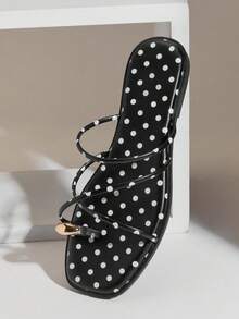 SHUZIA #UrbanDots Sandal Wanita Minimalis Bertali dengan Motif Titik Hitam – Kontemporer, Bersih & Serbaguna. - Hitam - View 3