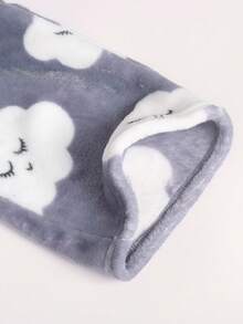 SHEIN 2pcs Tween Girls Cute Cloud Pattern Crew Neck Long Sleeve Soft Comfortable Flannel Loungewear Pajama Set, Autumn/Winter - Grey - View 7