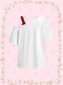 Strawberry Shortcake | ROMWE Áo thun trắng dáng rộng dành cho nữ, phong cách thường ngày, đi làm, đi nghỉ mát, in hình hoạt hình dễ thương và dâu tây, cổ lệch vai, phối ren tương phản, màu trắng, thích hợp mặc mùa hè. - trắng - Xem 2