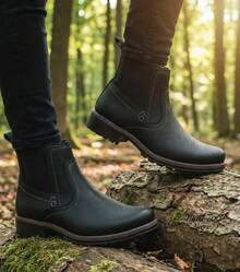 Men Chelsea Boots - Black - View 4