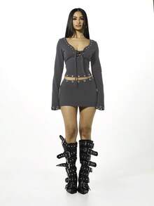 SUMWON WOMEN Áo croptop tay dài buộc dây với khoen và lỗ xỏ dây, thích hợp mặc nhiều lớp vào mùa thu đông. - Màu xám đen - Xem 5