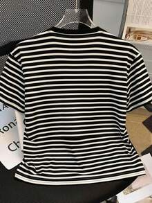 Camiseta Cuello redondo de algodón holgada de manga corta con cuello redondo, estampado minimalista , rayas blancas y negras, adecuada para año nuevo y regalo - Negro - Ver 3