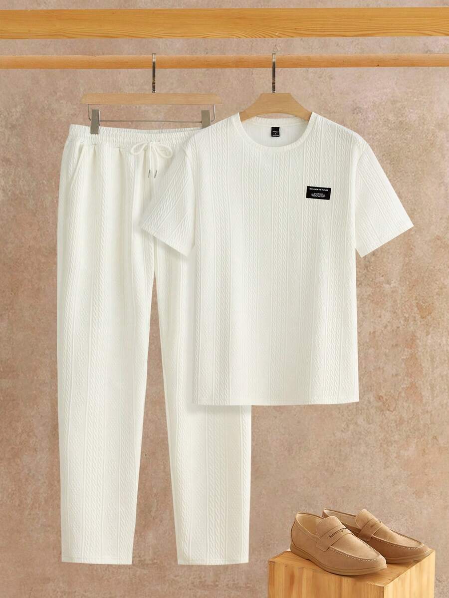 Manfinity VCAY 男士圆领短袖T恤搭配抽绳阔腿裤休闲套装 - 白色 - 查看 1