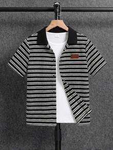 SHEIN 青少年男童休闲学院风极简条纹 Polo 领短袖衬衫，适合通勤、上学、日常休闲、运动、春夏穿着。 - 彩色 - 查看 3