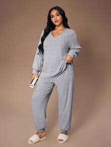 Lazeform Plus Size Knit Ribbed Fleece V-Neck Casual Minimalist Long Sleeve Pajama Set, Suitable For Loungewear