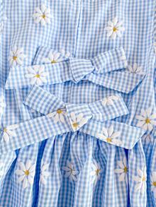 SHEIN Vintaside Kids 1 pieza Vestido de verano a rayas para niñas, ambiente dulce y suave con degradado de color, patrón de rayas clásico simple pero elegante, decoración de lazo en la espalda alegre y llamativa, corte holgado cómodo, adecuado para paseos al aire libre, tiempo de ocio en casa, salidas familiares, fiestas y otras ocasiones alegres - Azul - Ver 7