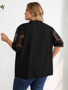 SHEIN CURVE+ Plus Size Spring/Summer Women's Suit, Valentine's Day Plus Size Women's Elegant Lace Patch Tie Collar Short Sleeved T-Shirt/2026 /New Year - Black - View 2