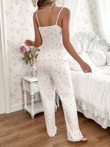 SHEIN 两件套浪漫碎花荷叶边吊带背心和裤子睡衣套装 - 彩色 - 查看 3