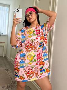 Strawberry Shortcake X SHEIN 大码卡通图案圆领短袖睡衣连衣裙，可爱卡通睡衣，女士秋冬装，粉色彩色T恤连衣裙，哞哞睡裙