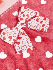 PETSIN A Cute Valentine's Day Heart-Shaped Bow Triangle Scarf For Pets, Suitable For Small Dogs Like Poodles And Bichons, Ideal For Indoor And Outdoor Use.
