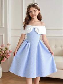 SHEIN Đầm xòe thanh lịch cho bé gái tuổi teen, kiểu dáng trễ vai, dây đeo có thể điều chỉnh, chất liệu jacquard dệt họa tiết nơ, thích hợp mặc hàng ngày, dự tiệc, đám cưới, mùa xuân/hè. - Màu xanh lam - Xem 3