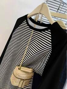 SHEIN 新款女士秋冬条纹柔软舒适撞色插肩袖圆领卫衣 - 彩色 - 查看 3