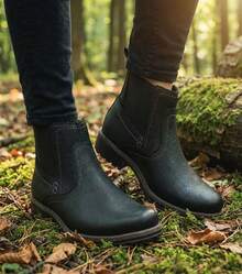 Men Chelsea Boots - Black - View 3
