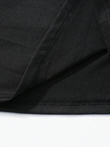 SHEIN Vacaura Bộ 2 món gồm áo thun cổ tròn tay ngắn và quần short cho bé trai tuổi teen, thích hợp mặc mùa hè. - màu đen - Xem 6