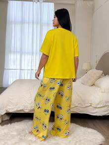 SpongeBob SquarePants | SHEIN Plus Size Cartoon Graphic Drop Shoulder Oversize Top & Pants Pajama Set - Yellow - View 2