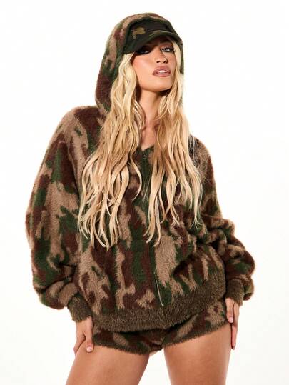 SUMWON WOMEN Boxy Fit Oversized Fuzzy Camo Zip Through Hoodie Cardigan Fall Winter Casual Lounge Streetwear Jacket