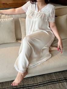 Dazy Plus Satin Contrast Lace Elegant V-Neck Sexy Bow Tie Short Sleeve Fitted Sleepwear Nightgown - Apricot - View 5