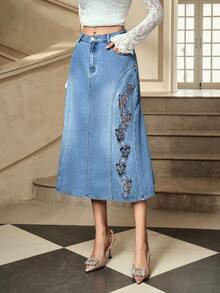 Selenza Women's Hollow Flower Embroidered Denim Mini Skirt - Medium Wash - View 3