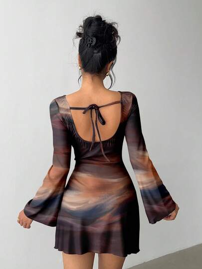Aloruh 女士性感棕色扎染全印花露背吊带迷你连衣裙，秋冬时尚