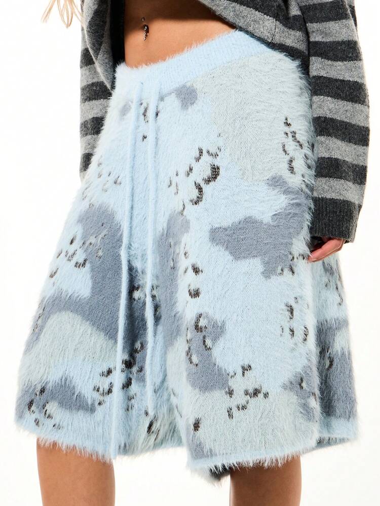 SUMWON WOMEN Oversized Fluffy Knit Camouflage Shorts