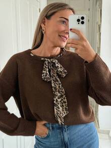 Vivie Lora Women's Leopard Print Bow Tie Loose Fit Long Sleeve Sweater - Brown - View 6