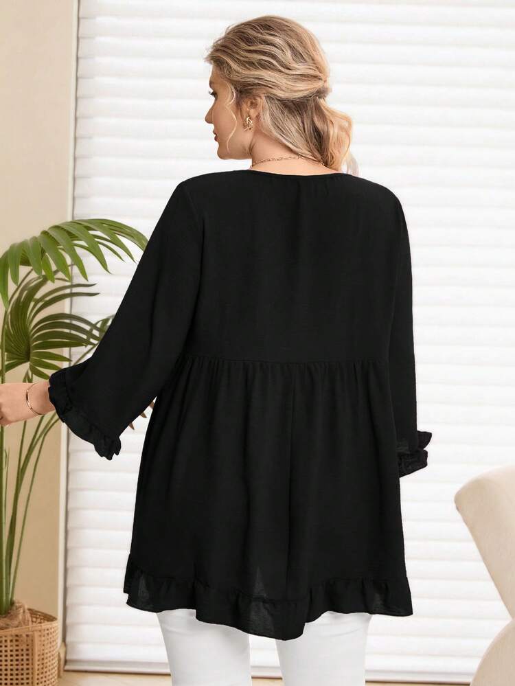 Camisa holgada de talla grande con volantes en el dobladillo, adecuada para salidas casuales