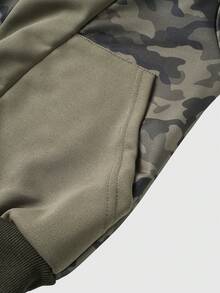 ROMWE MEN 男士休闲时尚街头迷彩印花拉链拼接仿毛皮连帽卫衣，秋冬款 - 軍綠色 - 查看 7